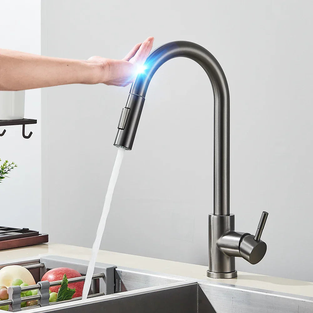 Touchless Kitchen Faucet with Pull Down Sprayer