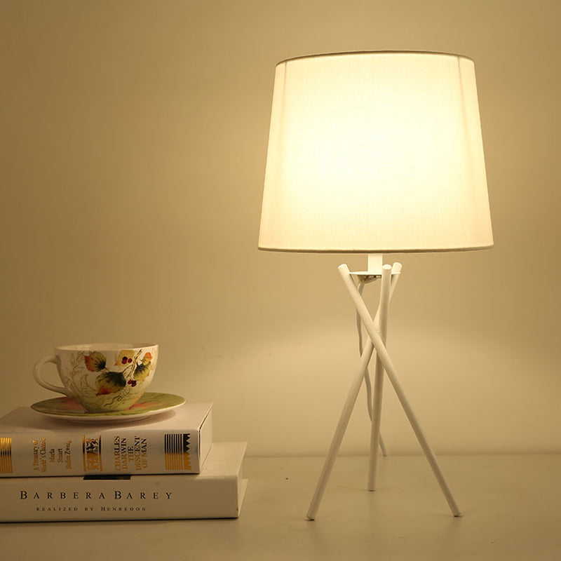 Stylish Black Table Lamp With Golden Shade