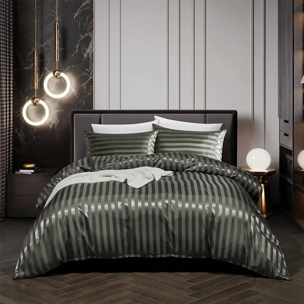Elegant Soft Striped Bedding Set - HappyKidMart