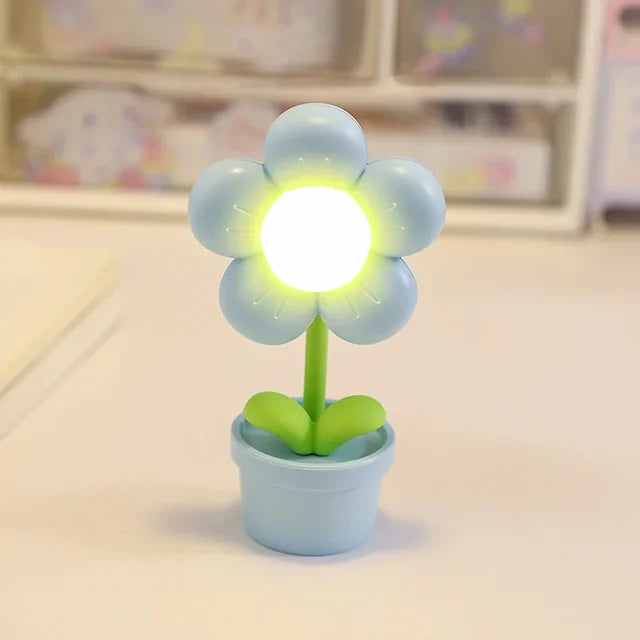 Pretty Pink Flower Desk Lamp
