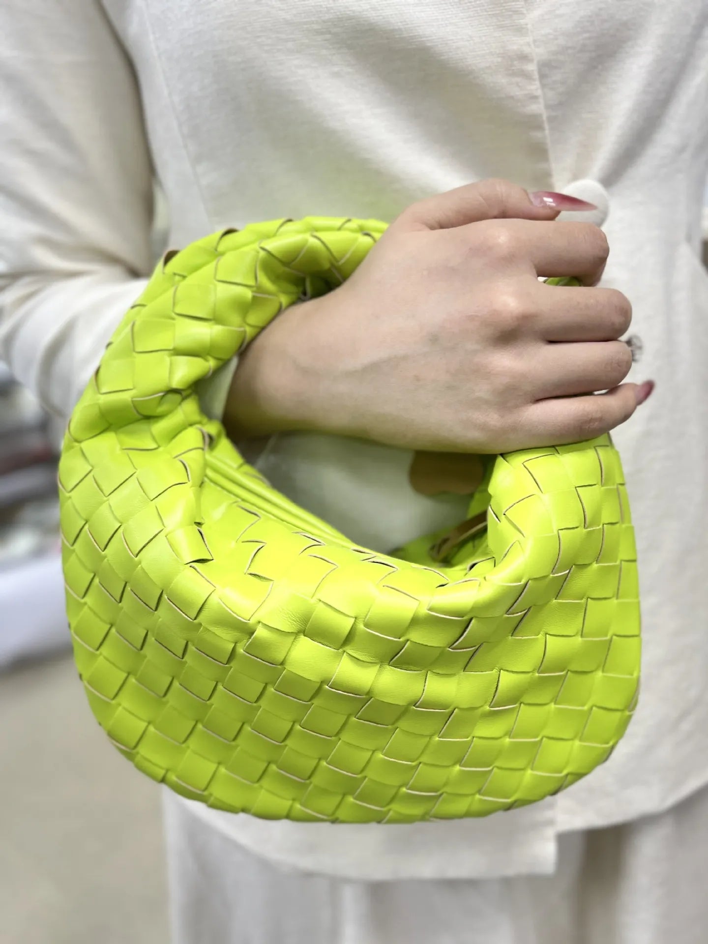 Braided Leather Tote Bag | Woven Pattern Style