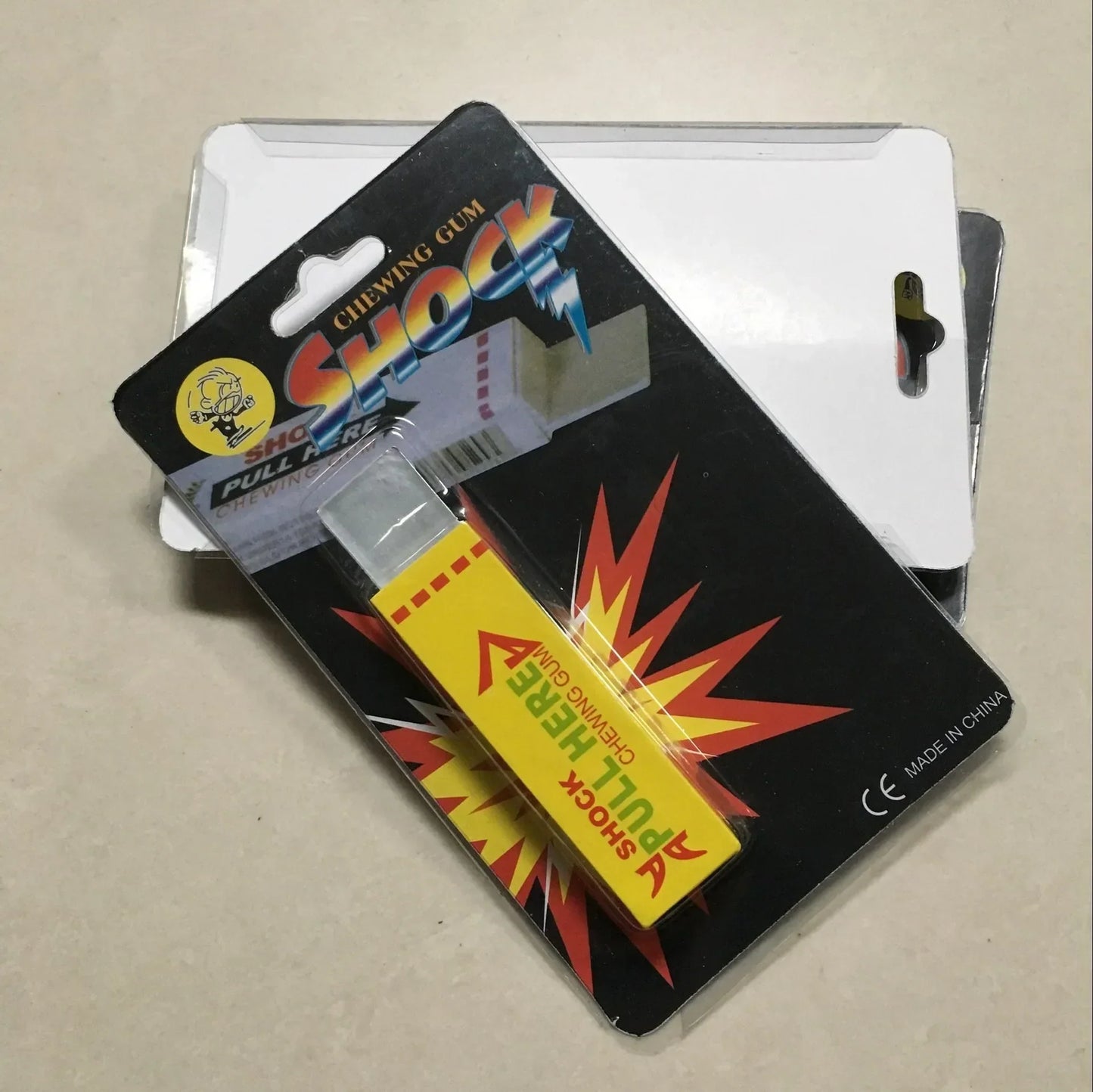 Funny Shocking Gag Gum Novelty Toy