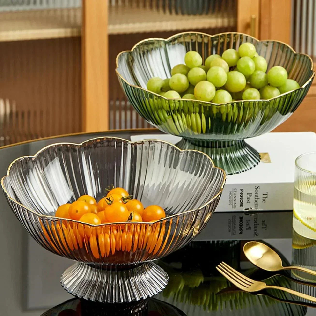 Retro Green Glass Fruit Dish