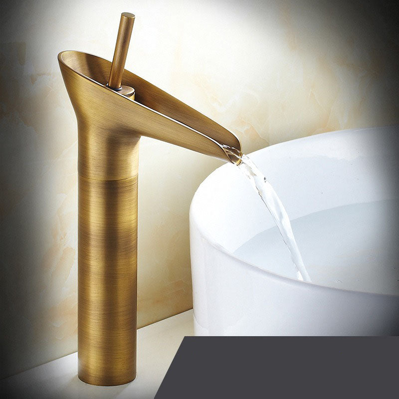 Vintage Brass Single Handle Bathroom Faucet