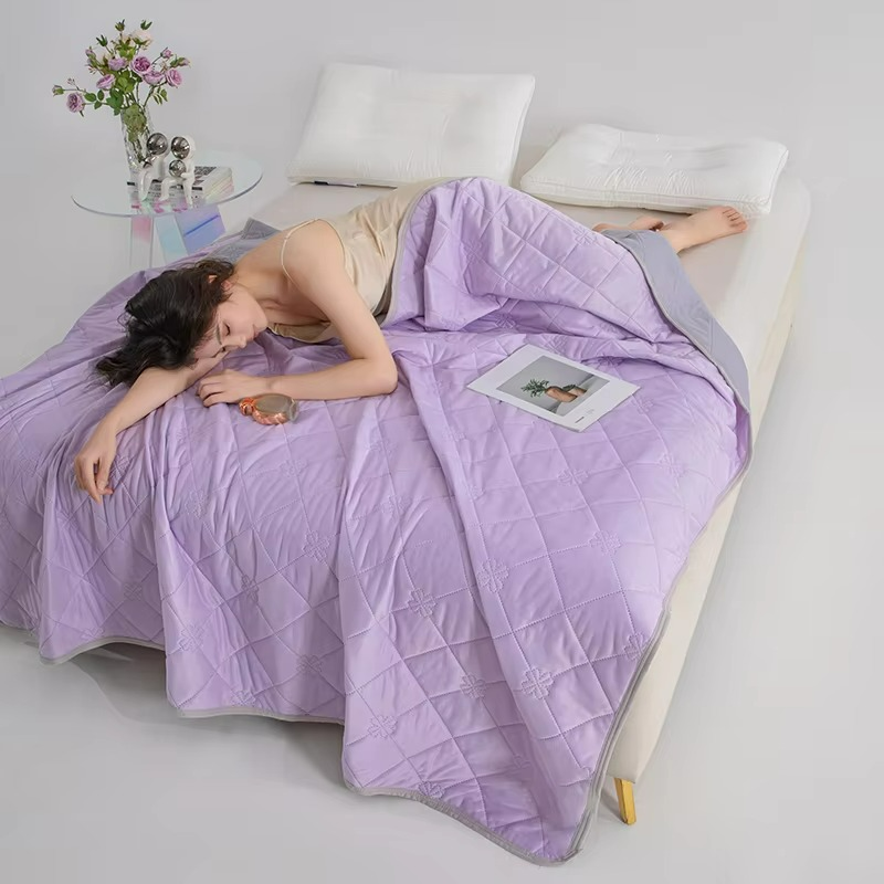 Breathable Dual Layer Temperature Control Blanket
