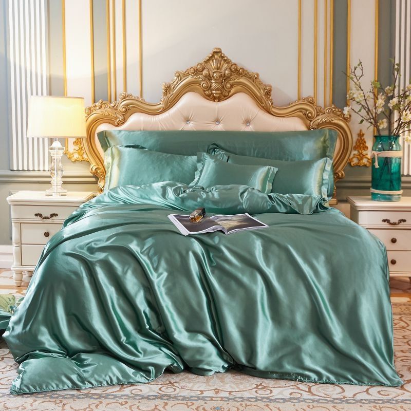 Soft Silk 4-Piece Bed Set
