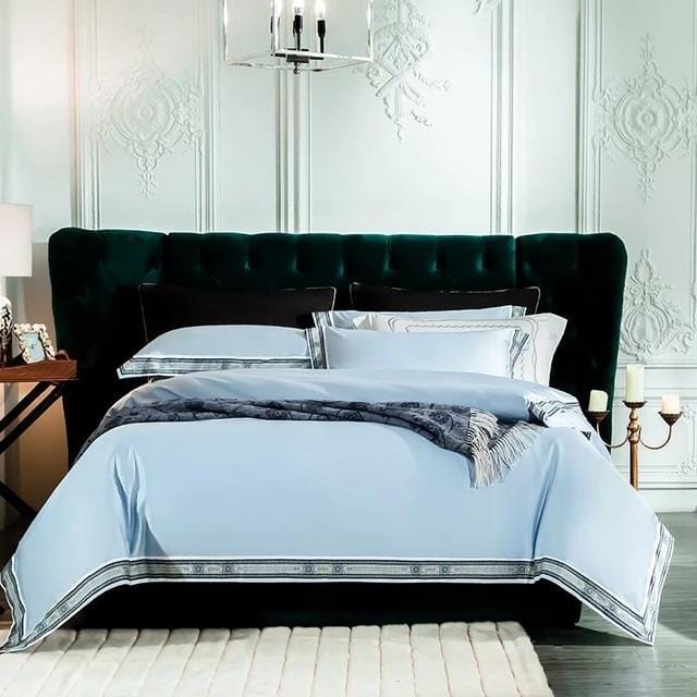 Luxury Soft Bedding Duvet Set With Elegant Trim