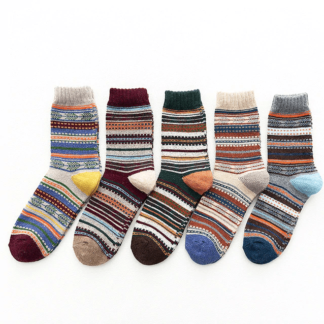 Warm Snowflake Patterned Socks