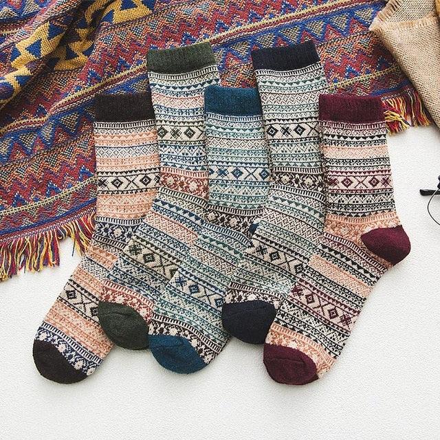 Warm Snowflake Patterned Socks